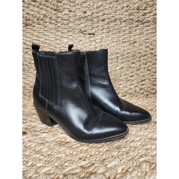 Deltan Womens Black Leather Ankle Boots Shoes 9.5 M Zip-Up Biker - Picture 4 of 11